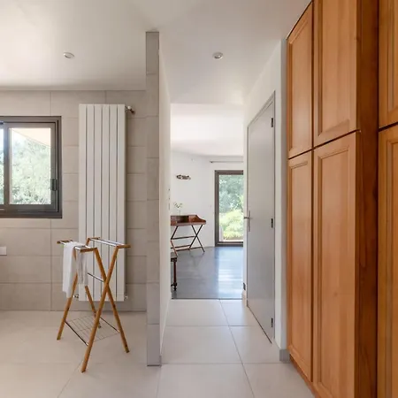 Дом отдыха La Boussole- Wifi - Parking - Jardin *