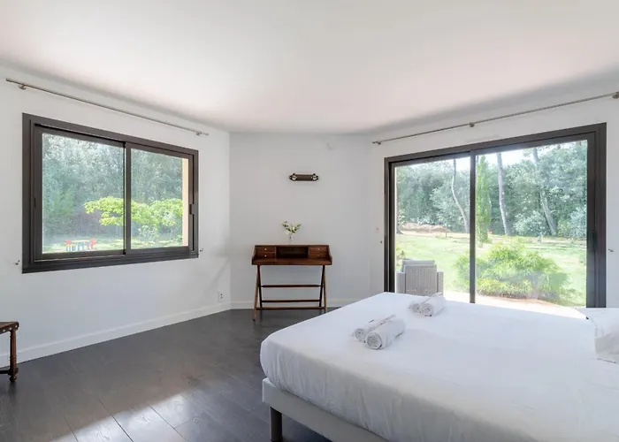 La Boussole- Wifi - Parking - Jardin Semesterbostad *