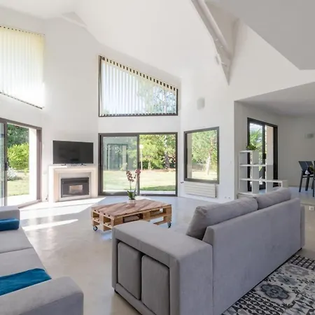 La Boussole- Maison 8 Personnes Holiday home *