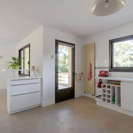 度假居 La Boussole- Wifi - Parking - Jardin 波尔尼谢